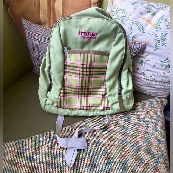 Jansport trans backpack with multiple compartments and pockets - Picture 2 of 6